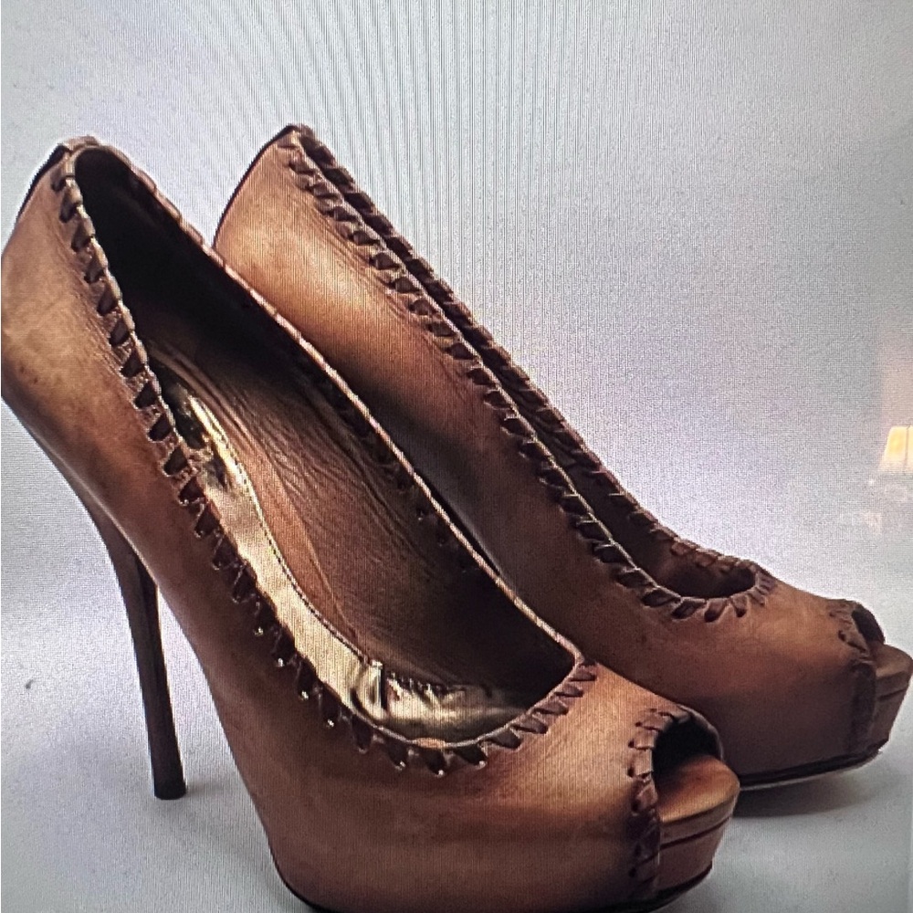 Gucci Brown Leather Peep-Toe Stiletto Heels with Whipstitch Trim